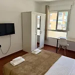 Bright & Spacious In Centre Daire *