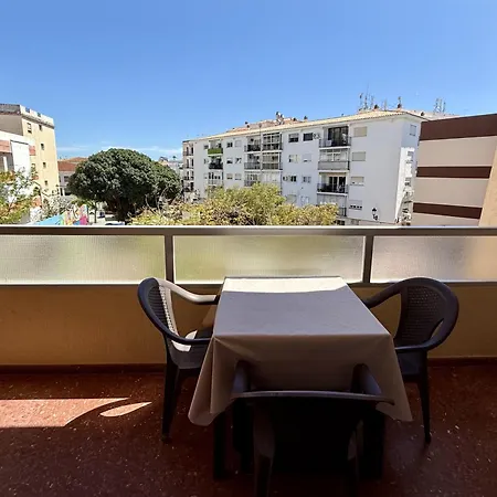 Bright & Spacious In Centre Nerja