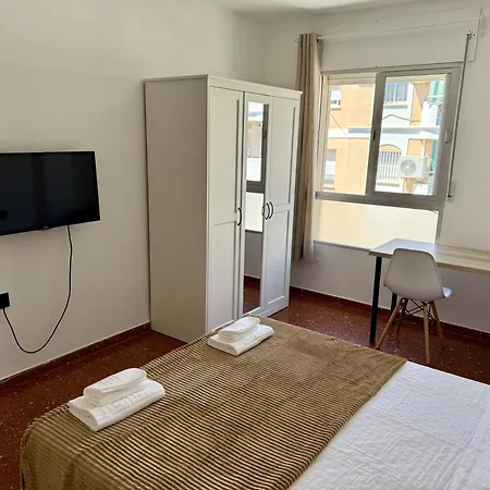 Bright & Spacious In Centre Apartman *
