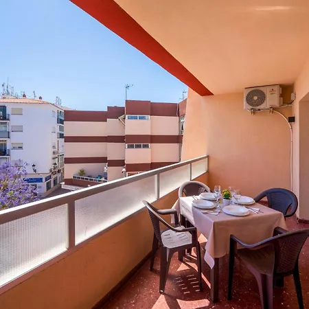 Apartamento Bright & Spacious In Centre Nerja